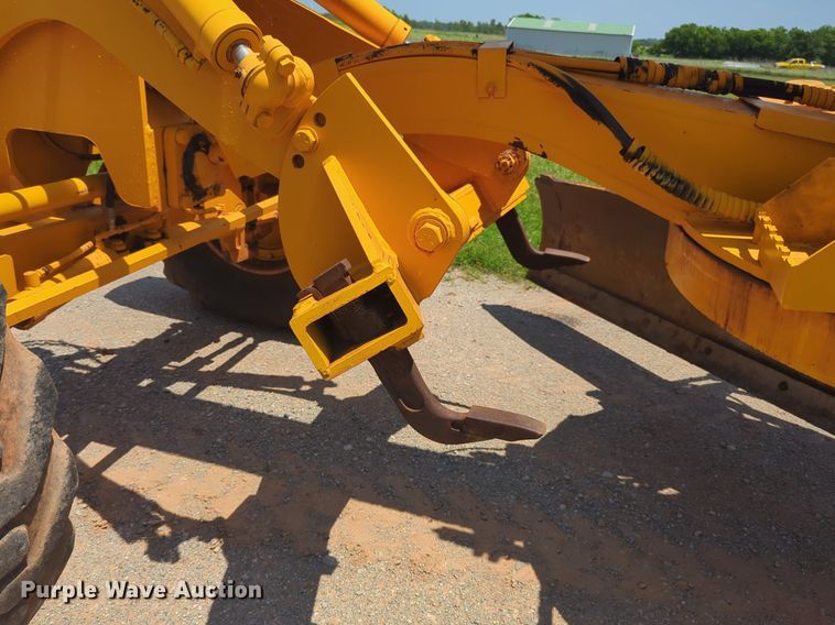 image for item NG9784 1994 Dresser 870 motor grader