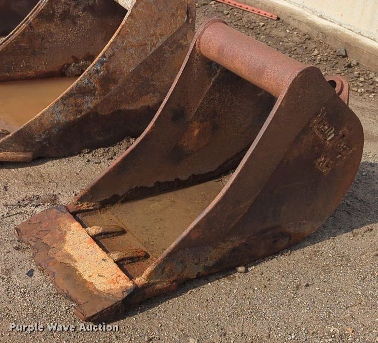 image for item NG9789 Wain Roy bucket