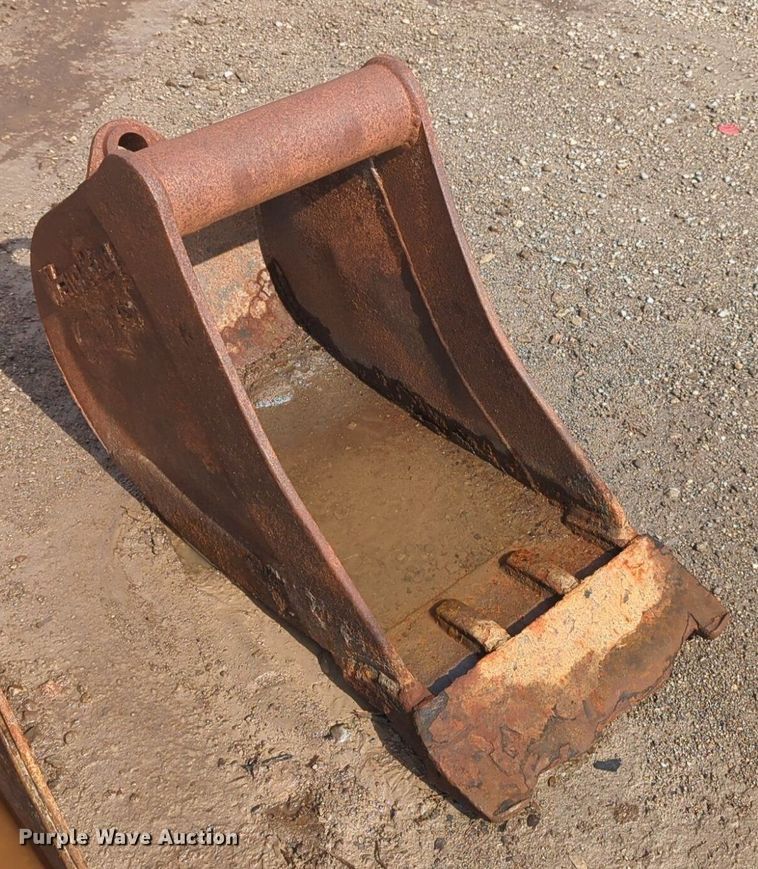 image for item NG9789 Wain Roy bucket