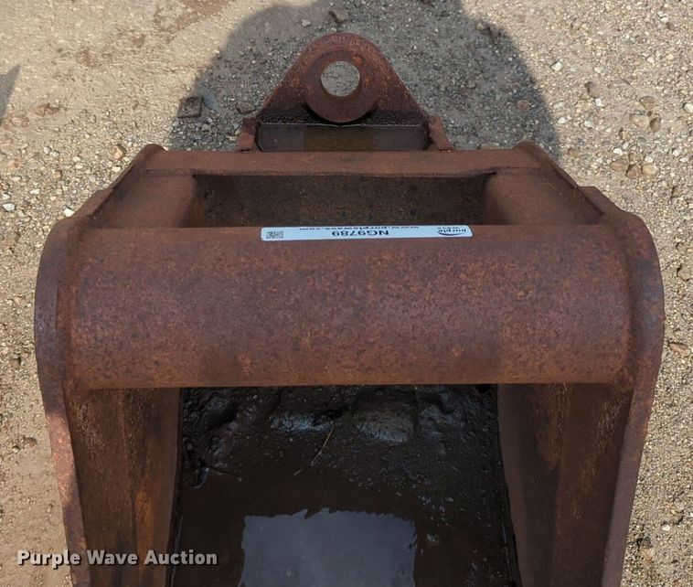 image for item NG9789 Wain Roy bucket