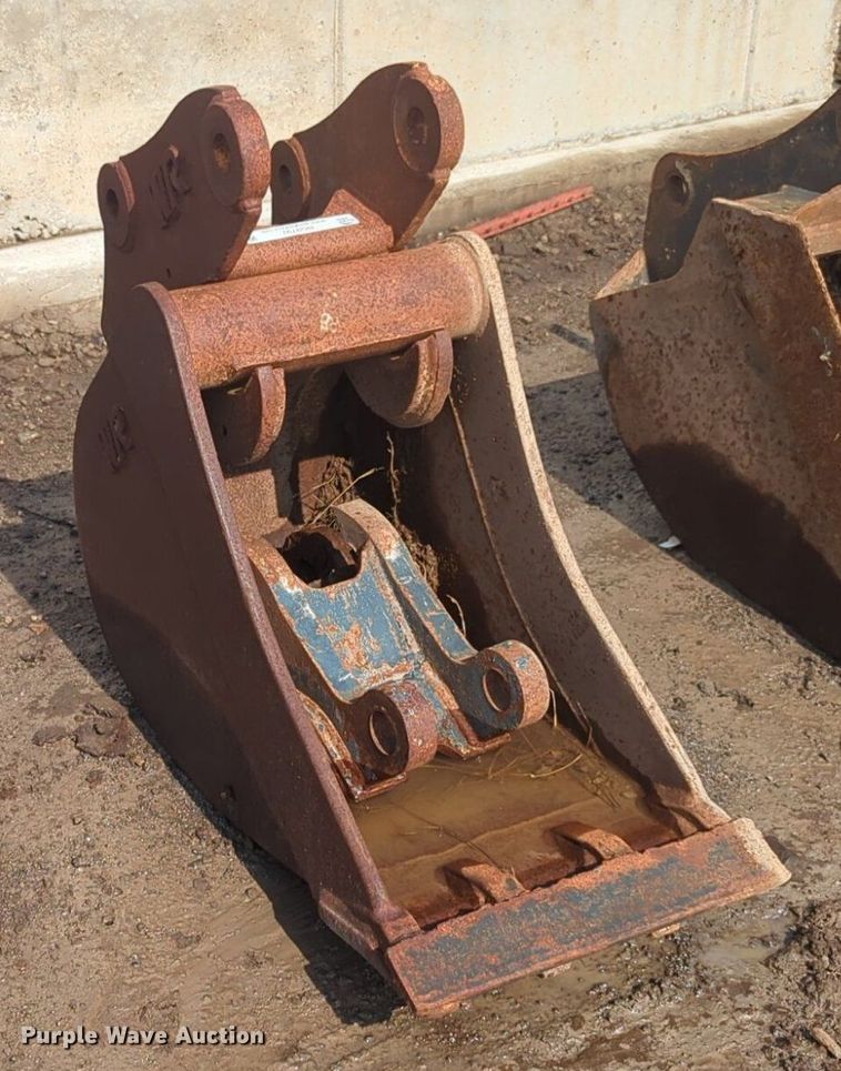 image for item NG9792 WR bucket