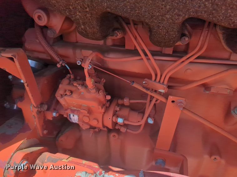 image for item NG9804 1993 Ford F700 pressure digger truck