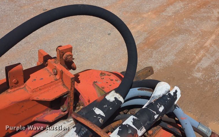 image for item NG9804 1993 Ford F700 pressure digger truck