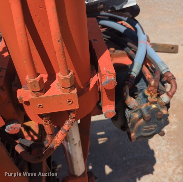 image for item NG9804 1993 Ford F700 pressure digger truck