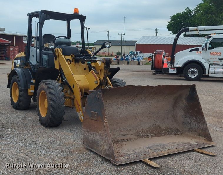 image for item NG9809 2015 Caterpillar 908H2 wheel loader