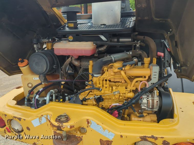 image for item NG9809 2015 Caterpillar 908H2 wheel loader