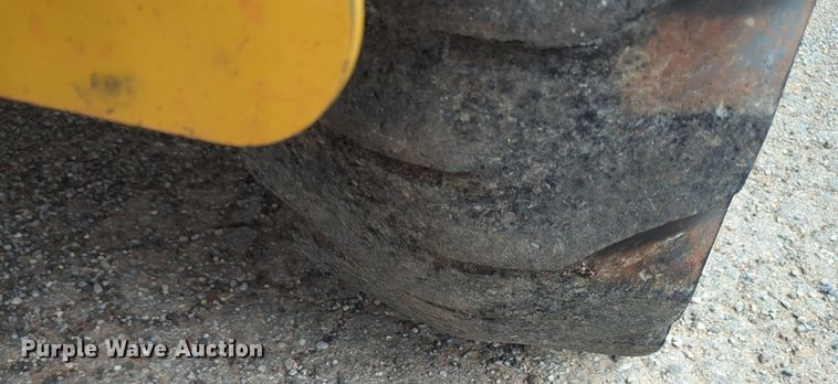 image for item NG9809 2015 Caterpillar 908H2 wheel loader