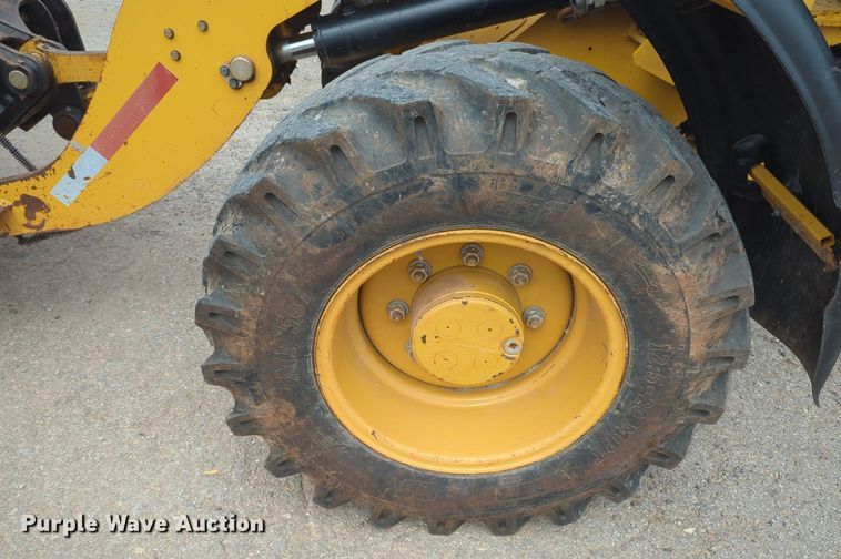 image for item NG9809 2015 Caterpillar 908H2 wheel loader