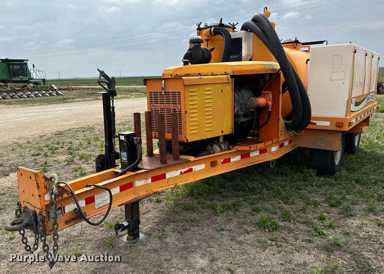 image for item NH9065 2007 Ring-O-Matic 750 vacuum excavator