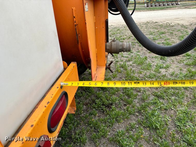 image for item NH9065 2007 Ring-O-Matic 750 vacuum excavator