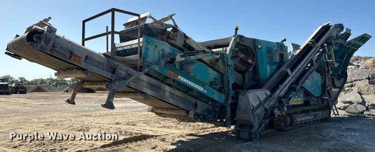 image for item NL9814 2017 Powerscreen Trakpactor 320SR impact crusher screening plant