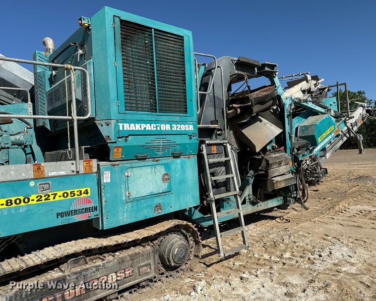 image for item NL9814 2017 Powerscreen Trakpactor 320SR impact crusher screening plant