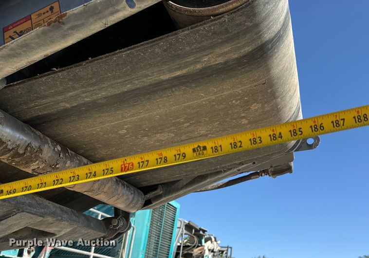 image for item NL9814 2017 Powerscreen Trakpactor 320SR impact crusher screening plant