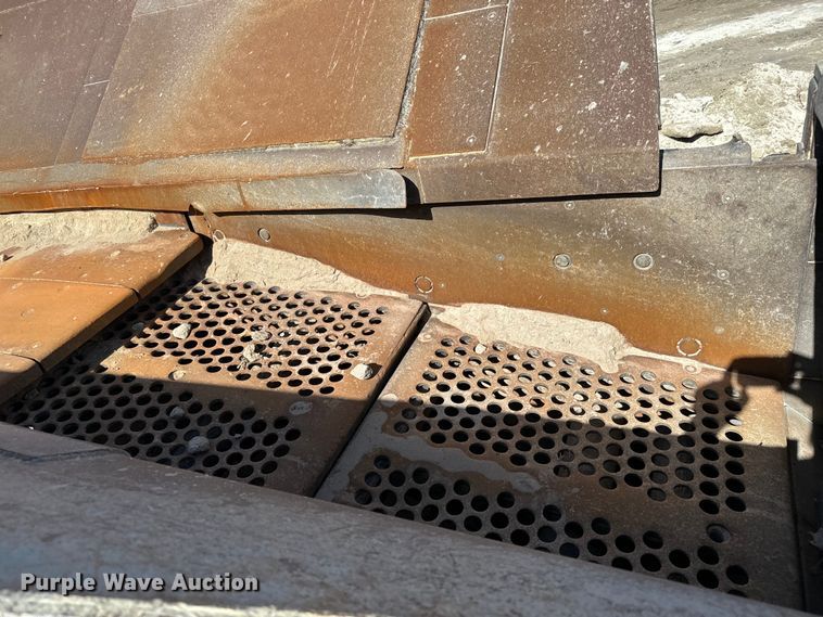 image for item NL9814 2017 Powerscreen Trakpactor 320SR impact crusher screening plant