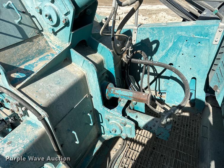 image for item NL9814 2017 Powerscreen Trakpactor 320SR impact crusher screening plant