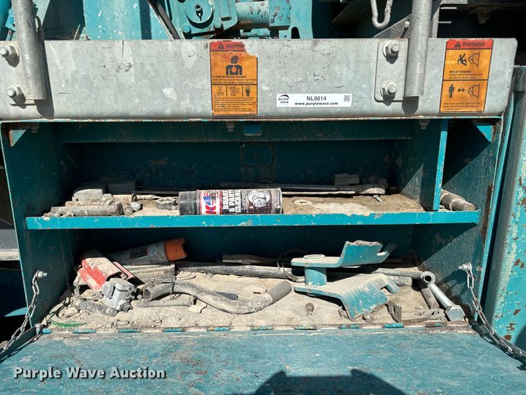 image for item NL9814 2017 Powerscreen Trakpactor 320SR impact crusher screening plant