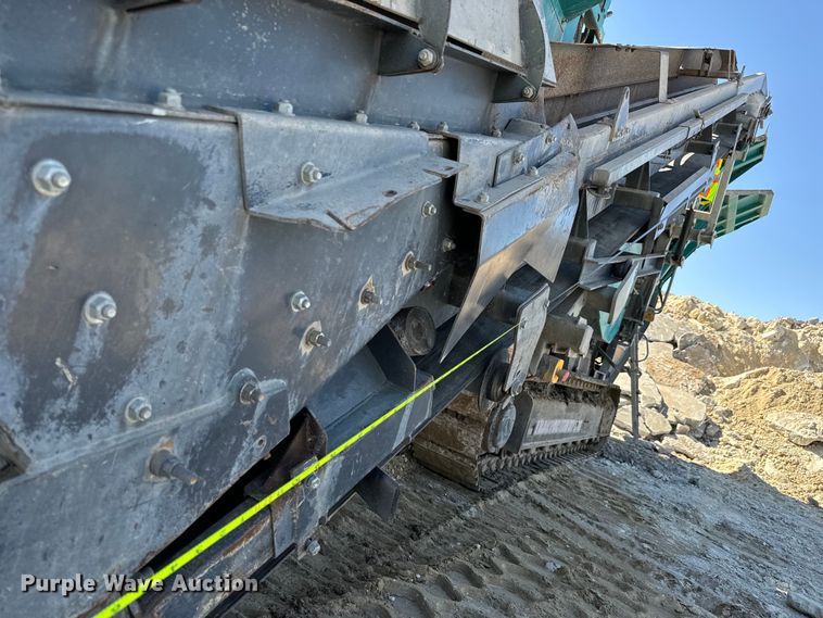 image for item NL9814 2017 Powerscreen Trakpactor 320SR impact crusher screening plant