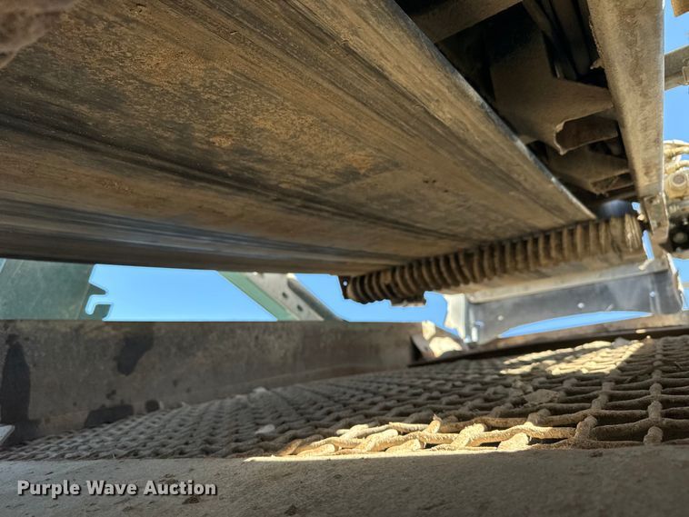 image for item NL9814 2017 Powerscreen Trakpactor 320SR impact crusher screening plant