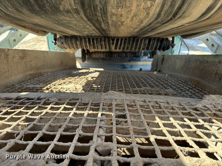 image for item NL9814 2017 Powerscreen Trakpactor 320SR impact crusher screening plant