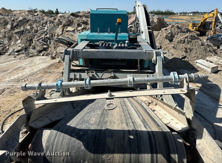 image for item NL9814 2017 Powerscreen Trakpactor 320SR impact crusher screening plant