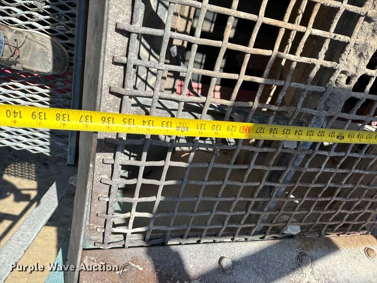 image for item NL9814 2017 Powerscreen Trakpactor 320SR impact crusher screening plant