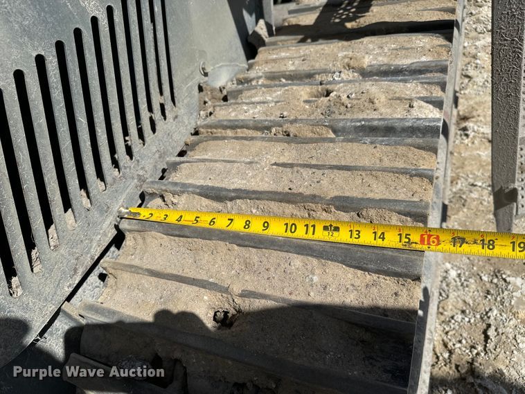 image for item NL9814 2017 Powerscreen Trakpactor 320SR impact crusher screening plant