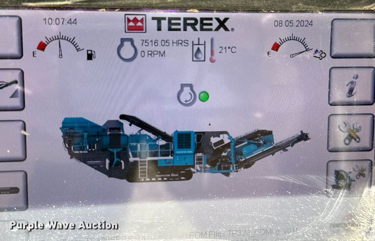 image for item NL9814 2017 Powerscreen Trakpactor 320SR impact crusher screening plant