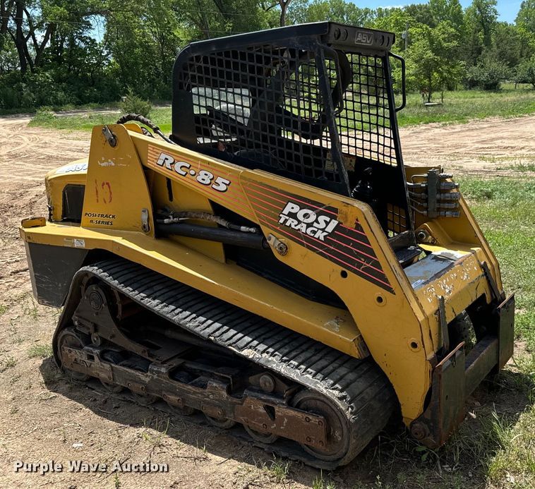 image for item NL9843 2005 ASV RC85  tracked skid steer loader