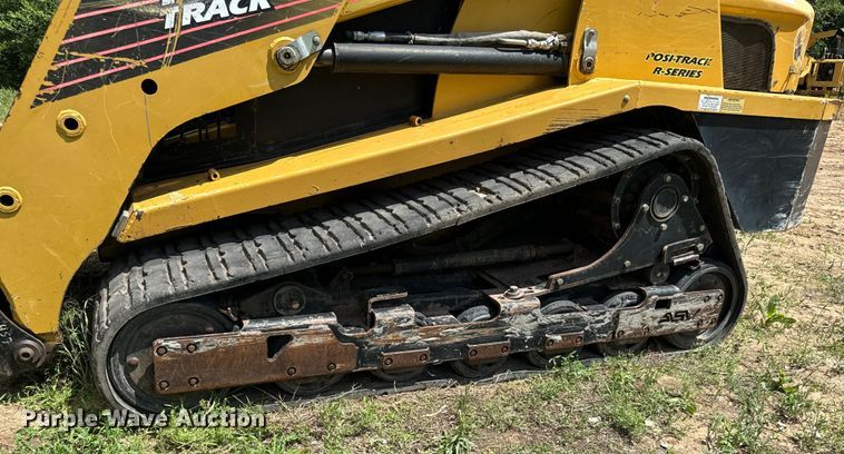 image for item NL9843 2005 ASV RC85  tracked skid steer loader