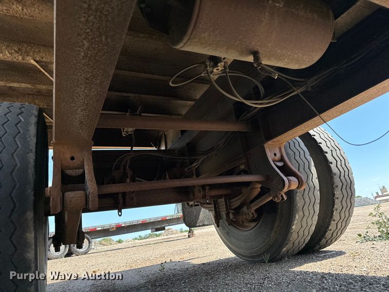 image for item NL9845 2010 Martin end dump pup trailer