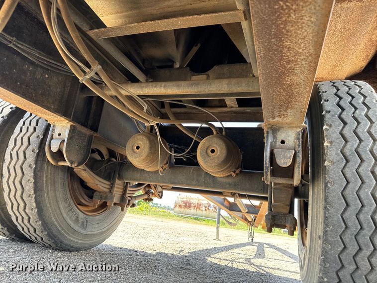 image for item NL9845 2010 Martin end dump pup trailer