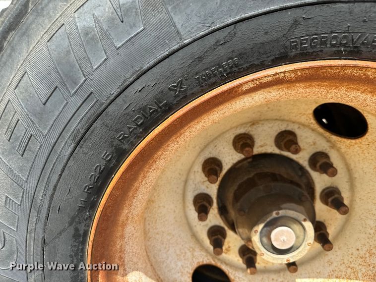 image for item NL9845 2010 Martin end dump pup trailer