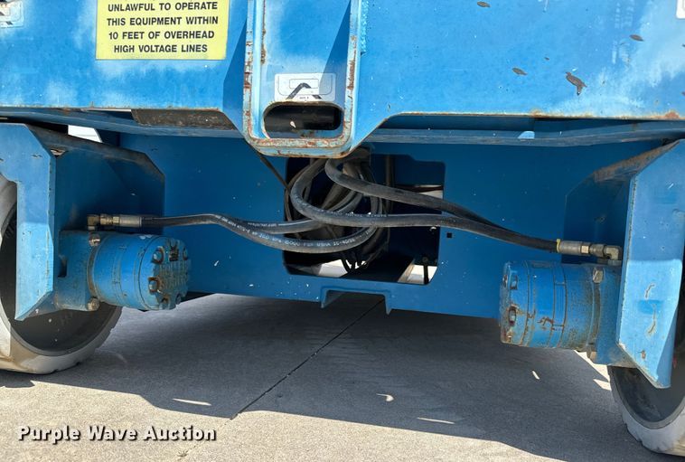 image for item NL9858 2005 Genie GS-2646 scissor lift