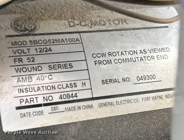 image for item NL9858 2005 Genie GS-2646 scissor lift