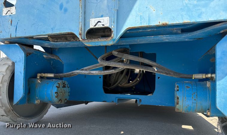 image for item NL9859 2005 Genie GS-2646 scissor lift