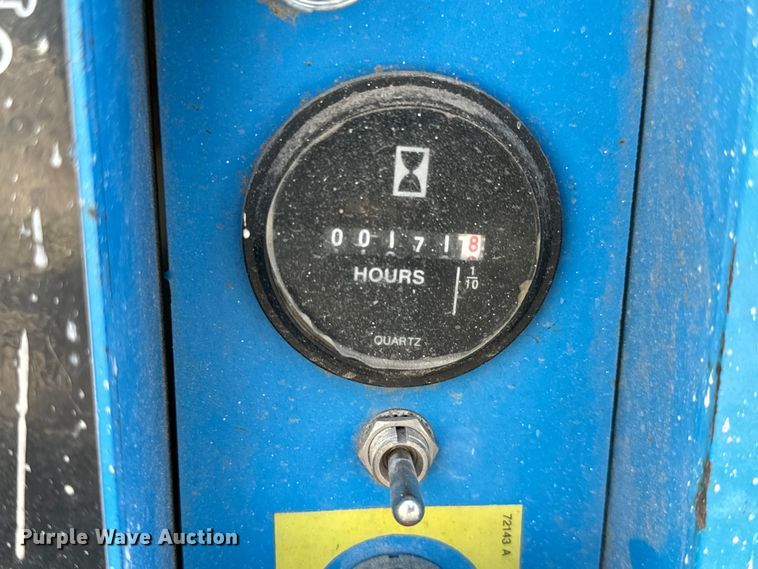 image for item NL9859 2005 Genie GS-2646 scissor lift