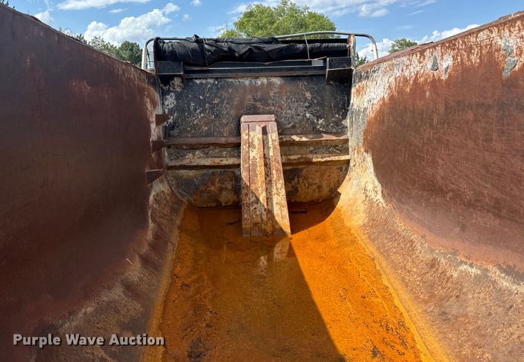 image for item NL9866 Ox Bodies 16FT 21YD dump bed