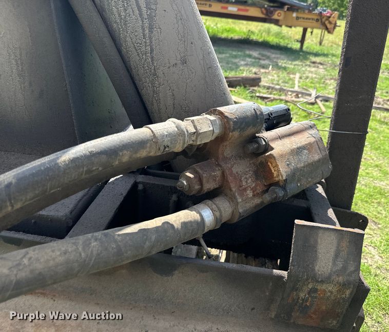 image for item NL9866 Ox Bodies 16FT 21YD dump bed