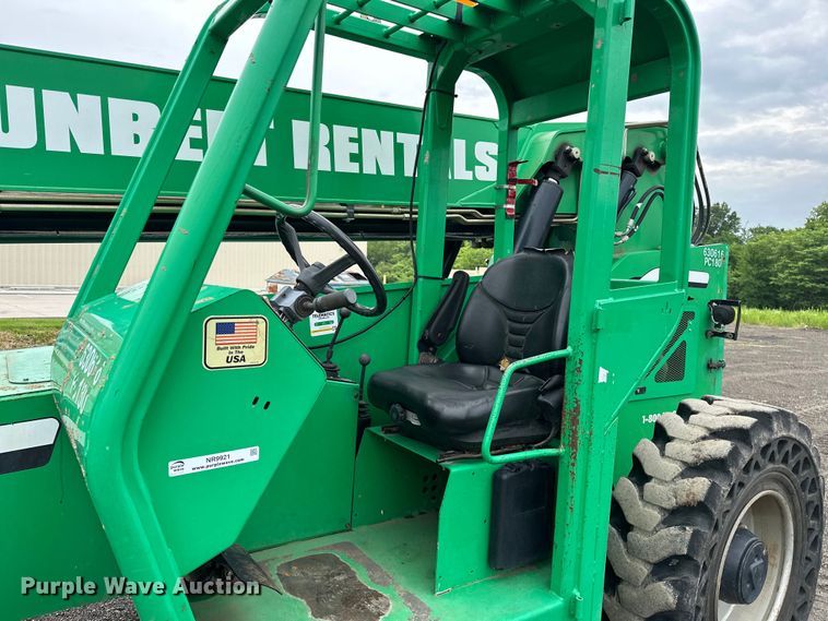 image for item NR9921 2014 JLG 6036 telehandler