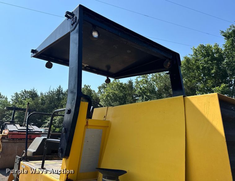 image for item NR9922 1993 Dynapac  CC421 double drum vibratory roller