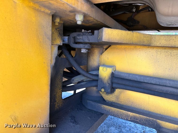 image for item NR9922 1993 Dynapac  CC421 double drum vibratory roller