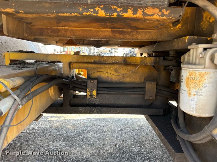 image for item NR9922 1993 Dynapac  CC421 double drum vibratory roller