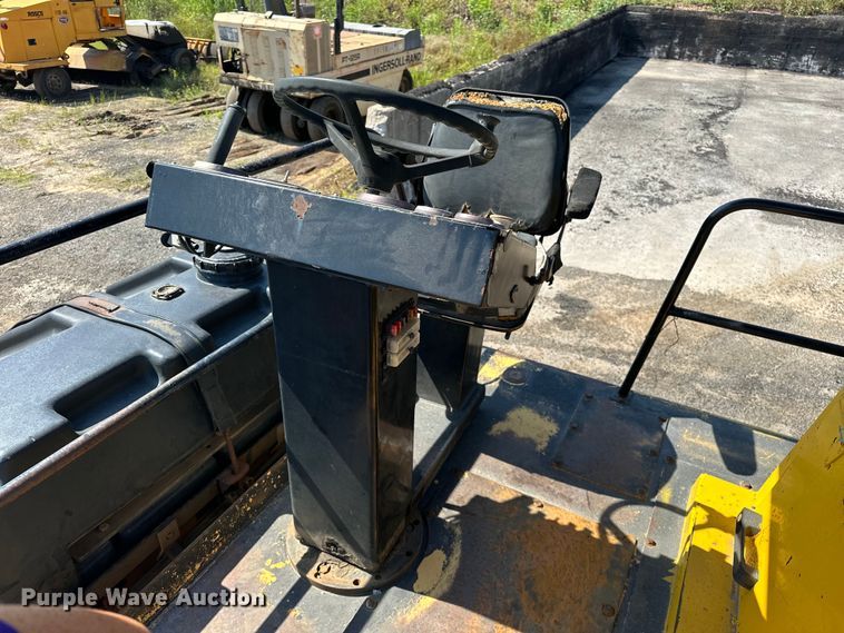 image for item NR9922 1993 Dynapac  CC421 double drum vibratory roller