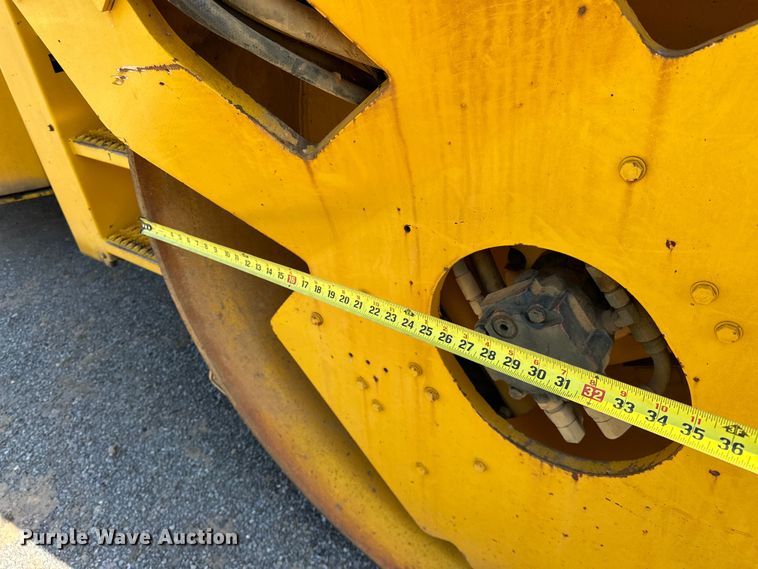 image for item NR9923 1999 Dynapac  CC522 double drum vibratory roller