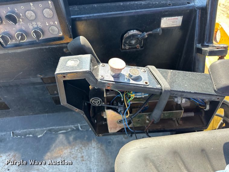 image for item NR9923 1999 Dynapac  CC522 double drum vibratory roller