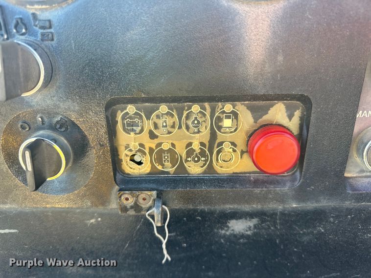 image for item NR9923 1999 Dynapac  CC522 double drum vibratory roller