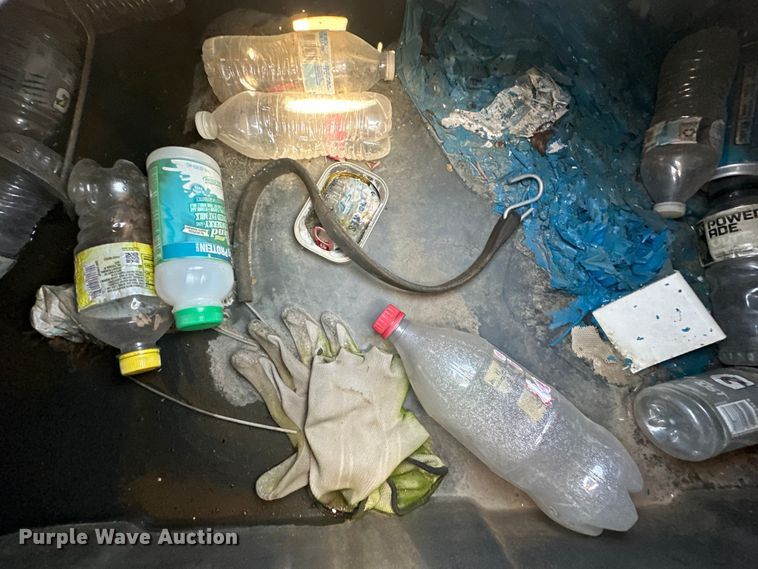 image for item NR9925 1993 Ingersoll Rand PT125R pneumatic roller