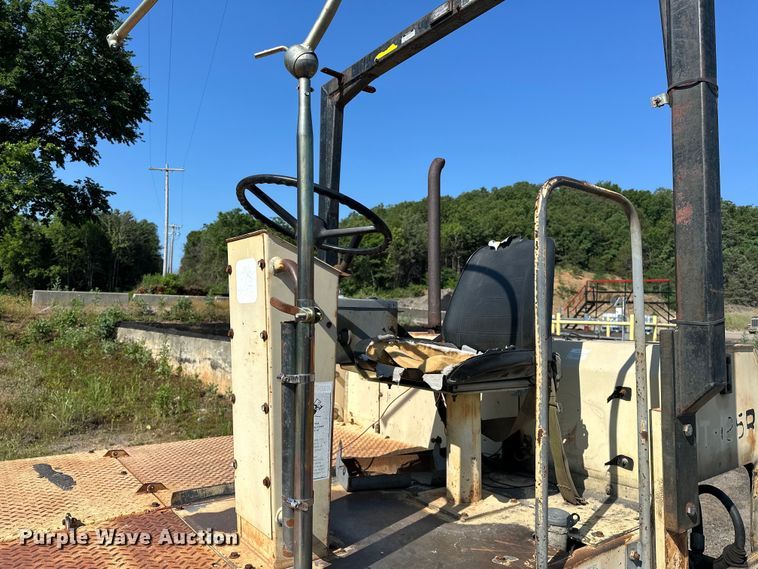 image for item NR9925 1993 Ingersoll Rand PT125R pneumatic roller