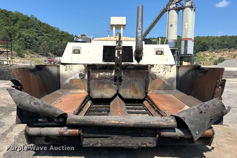 image for item NR9926 2004 Cedarapids  CR462 paver