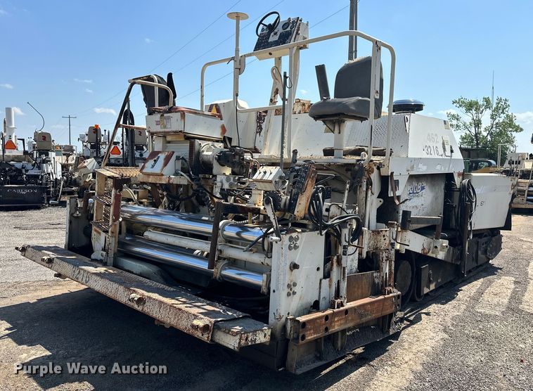 image for item NR9926 2004 Cedarapids  CR462 paver